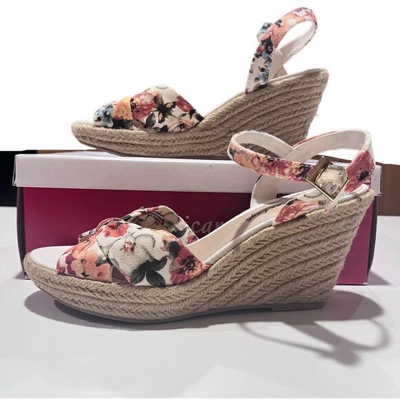 American Eagle Summer Floral Wedge Strappy Sandals 8.5 - Picture 1 of 7